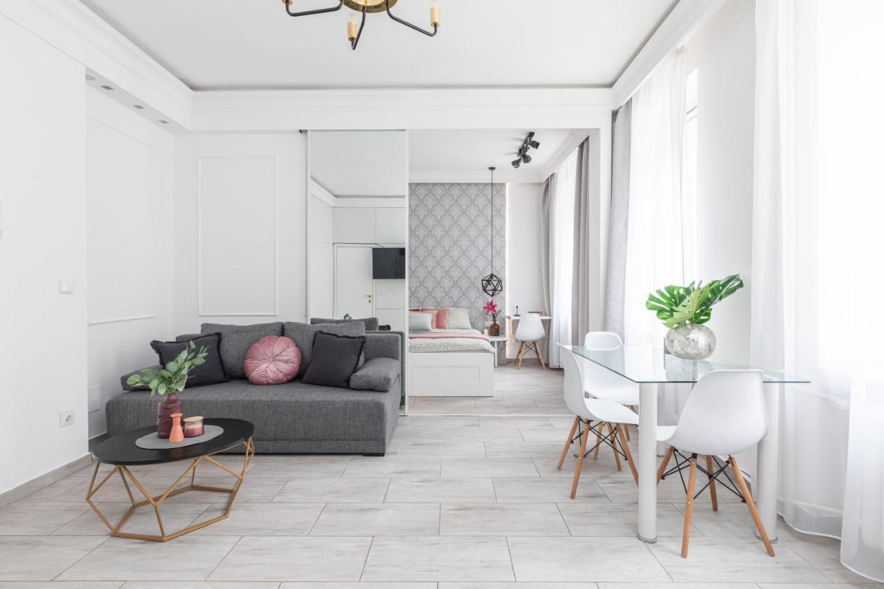 ורשה Superapart Chmielna 73A, City Center מראה חיצוני תמונה